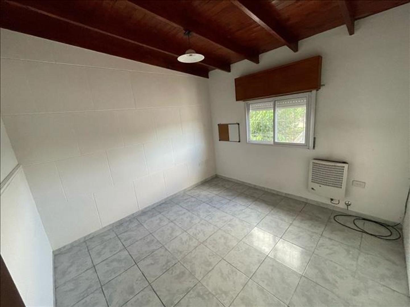 Departamento en alquiler en barrio Las Acacias