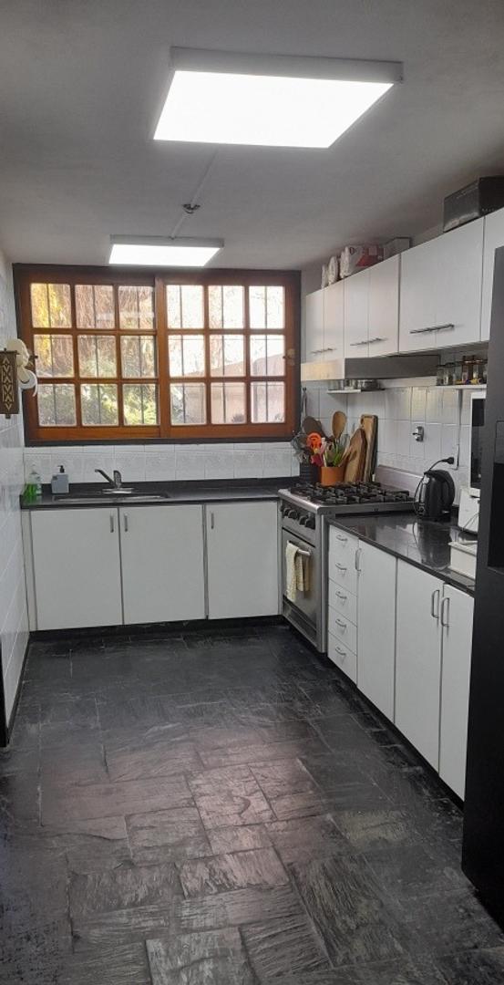 Hermoso Chalet en Moreno