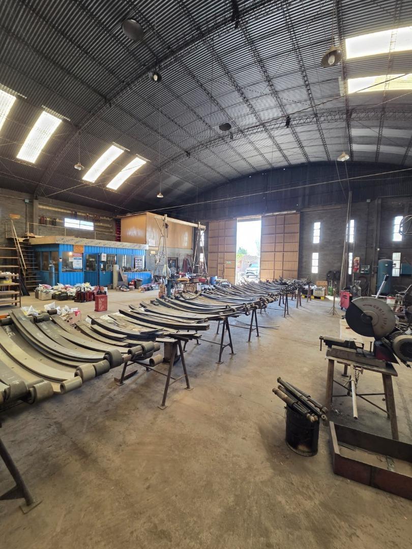 Galpon en Venta en General Ortega, USD 420.000