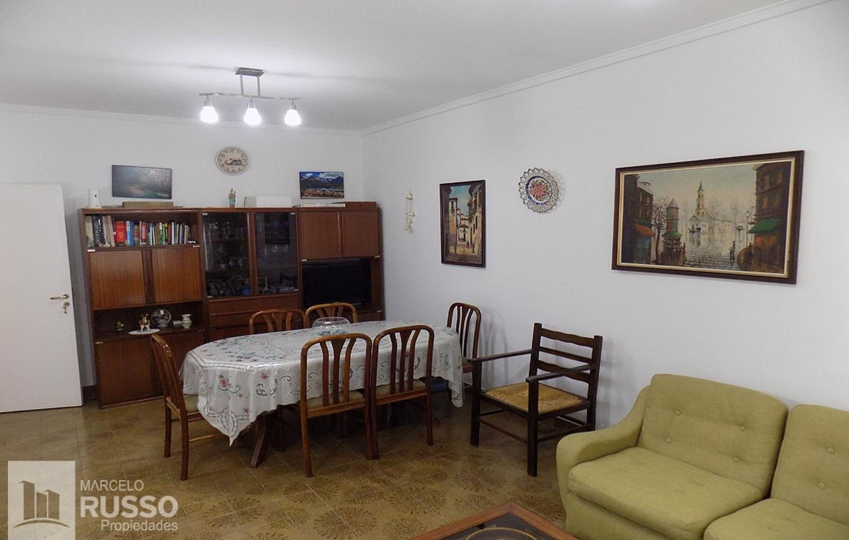 Casa 4 ambientes con 1 baño