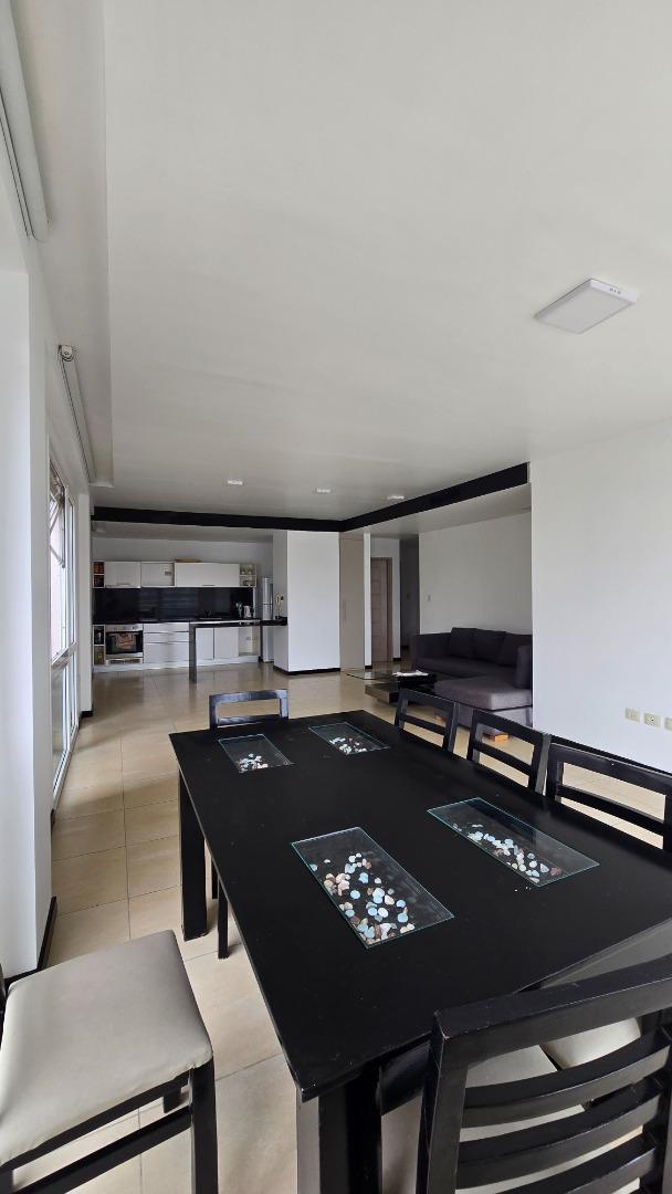 Departamento en Alquiler Temporal de 4 dormitorios