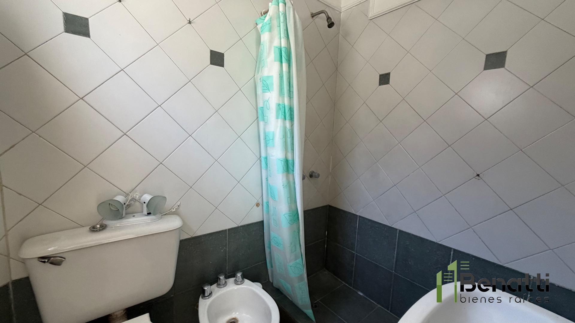 Duplex 2 ambientes en PLANTA BAJA.