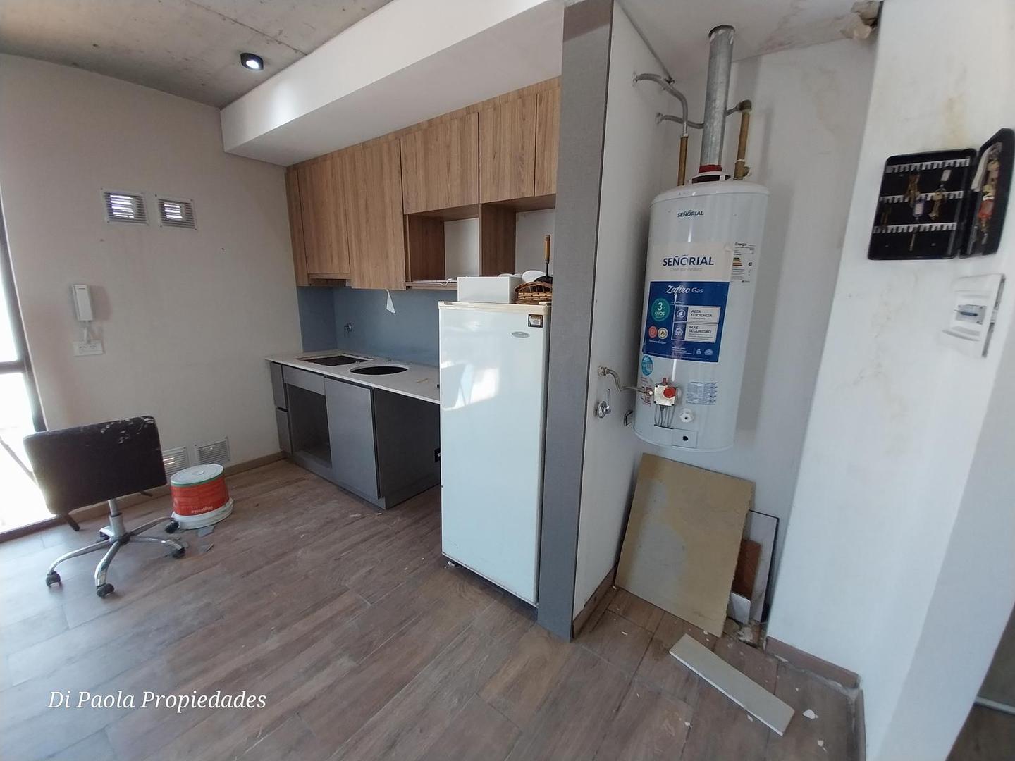 Oficina en Alquiler en Lanus Oeste, $ 790.000