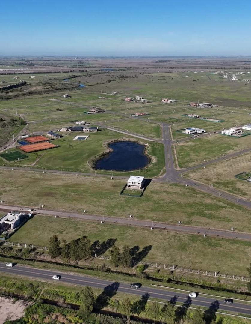 Terreno en Venta en Funes, USD 125.000