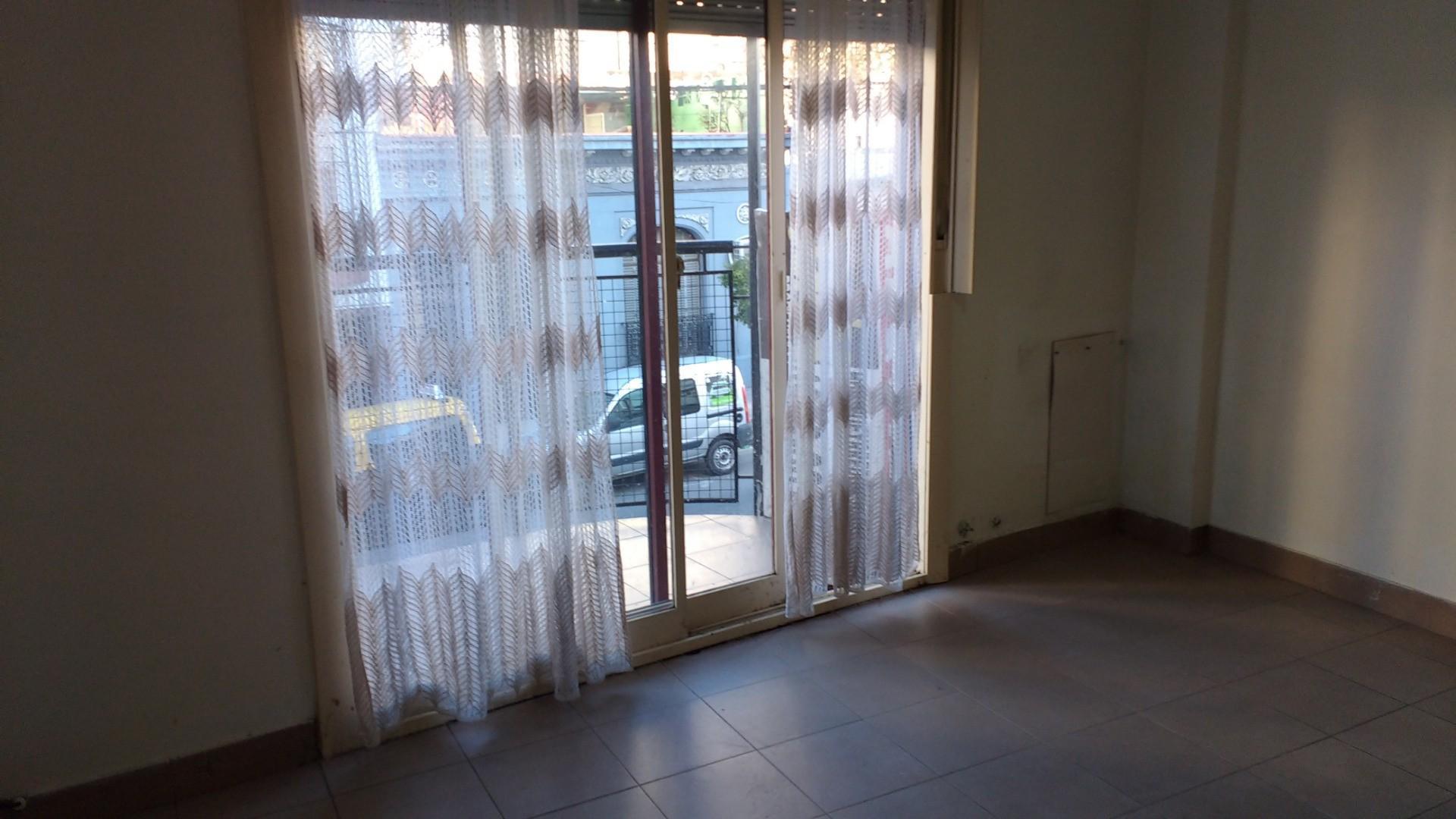 Estados Unidos 2769 , Piso 1