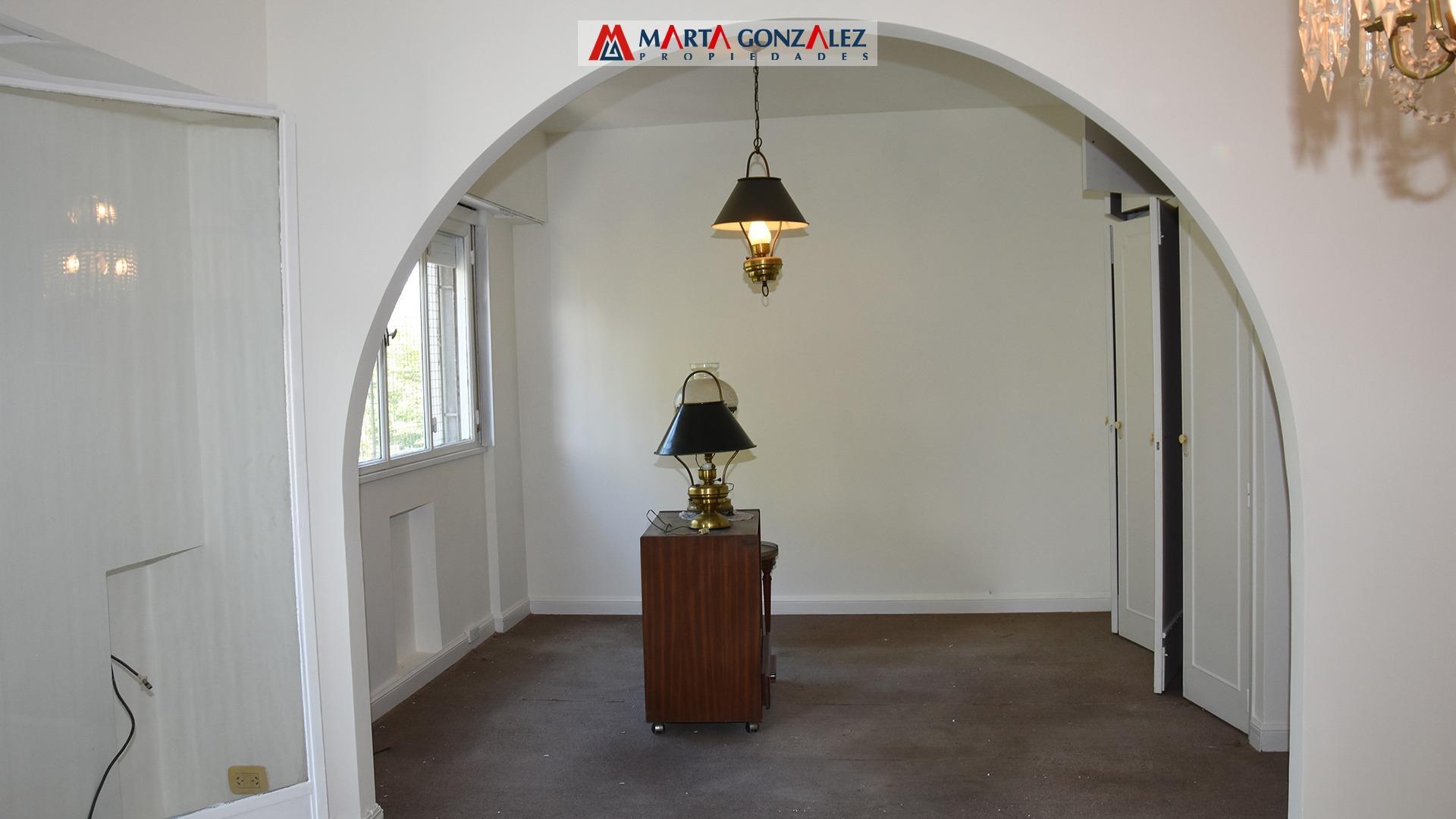 Departamento 4 ambientes con 2 baños