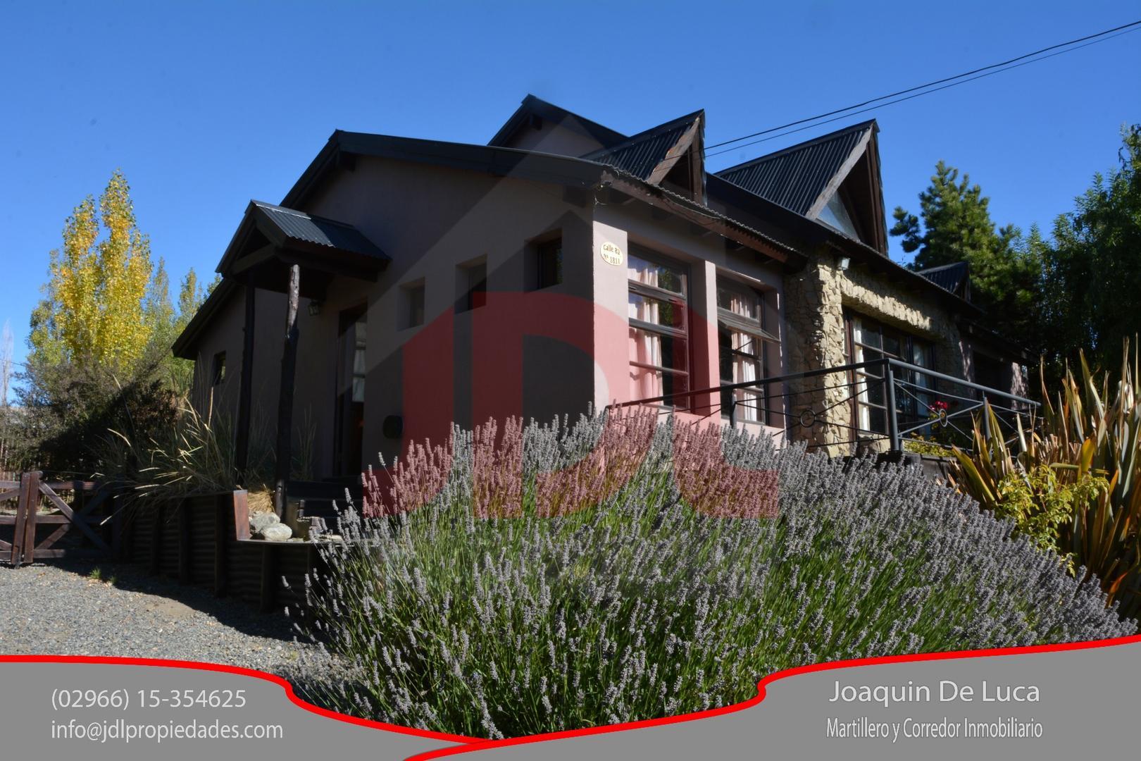 Casa en Venta con 1 cochera