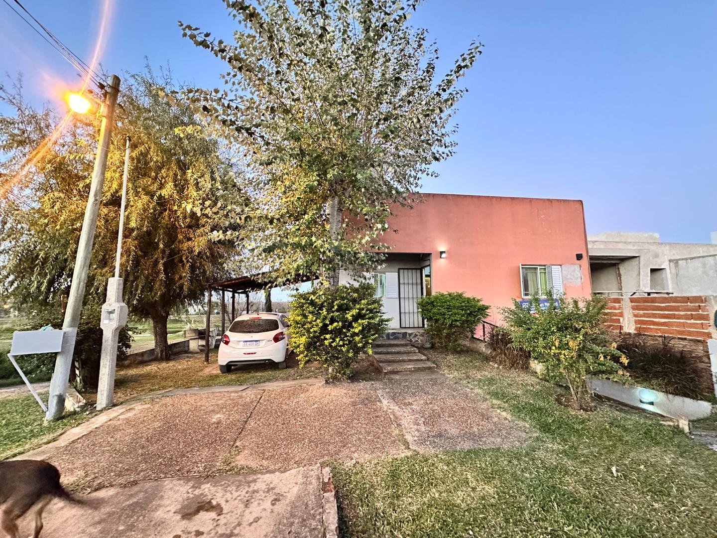 Casa c/ 2 viviendas en Barrio Blanc-Artalaz