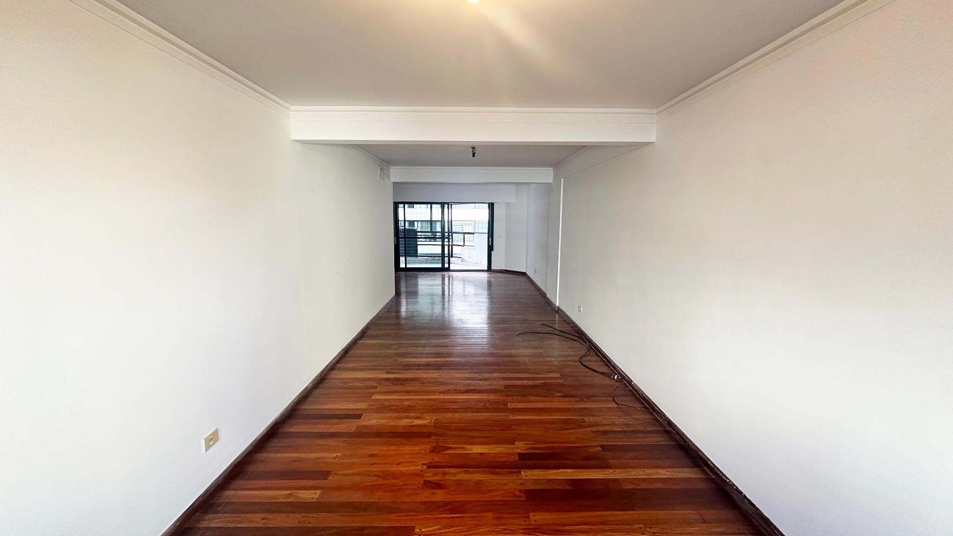 Departamento 4 ambientes con 3 baños