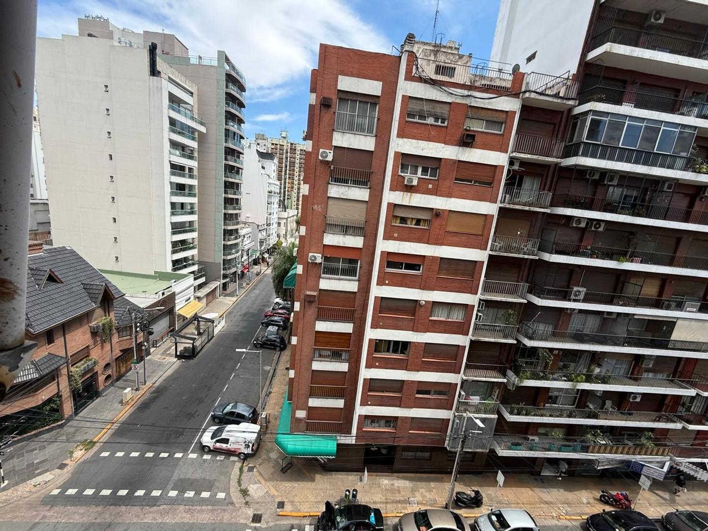 Gral San Martin 900, Piso 6