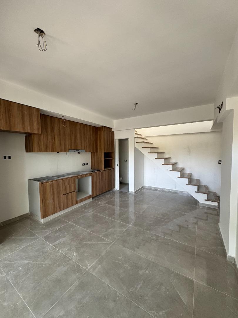 2/3  AMBIENTES AL FRENTE TIPO DUPLEX A ESTRENAR COCHERA