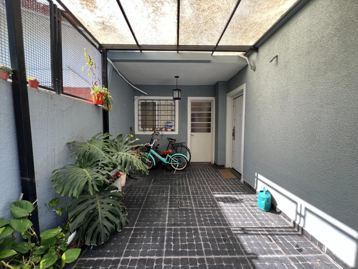 Rodriguez Flores 400