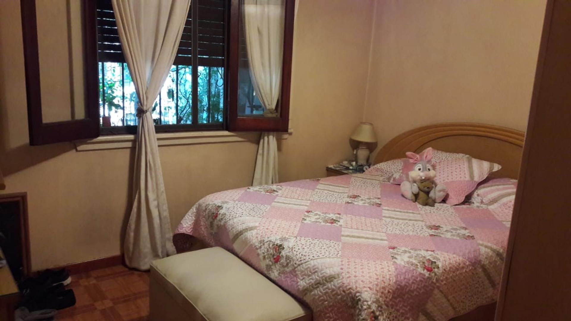 Depto Tipo Casa en Venta de 4 dormitorios