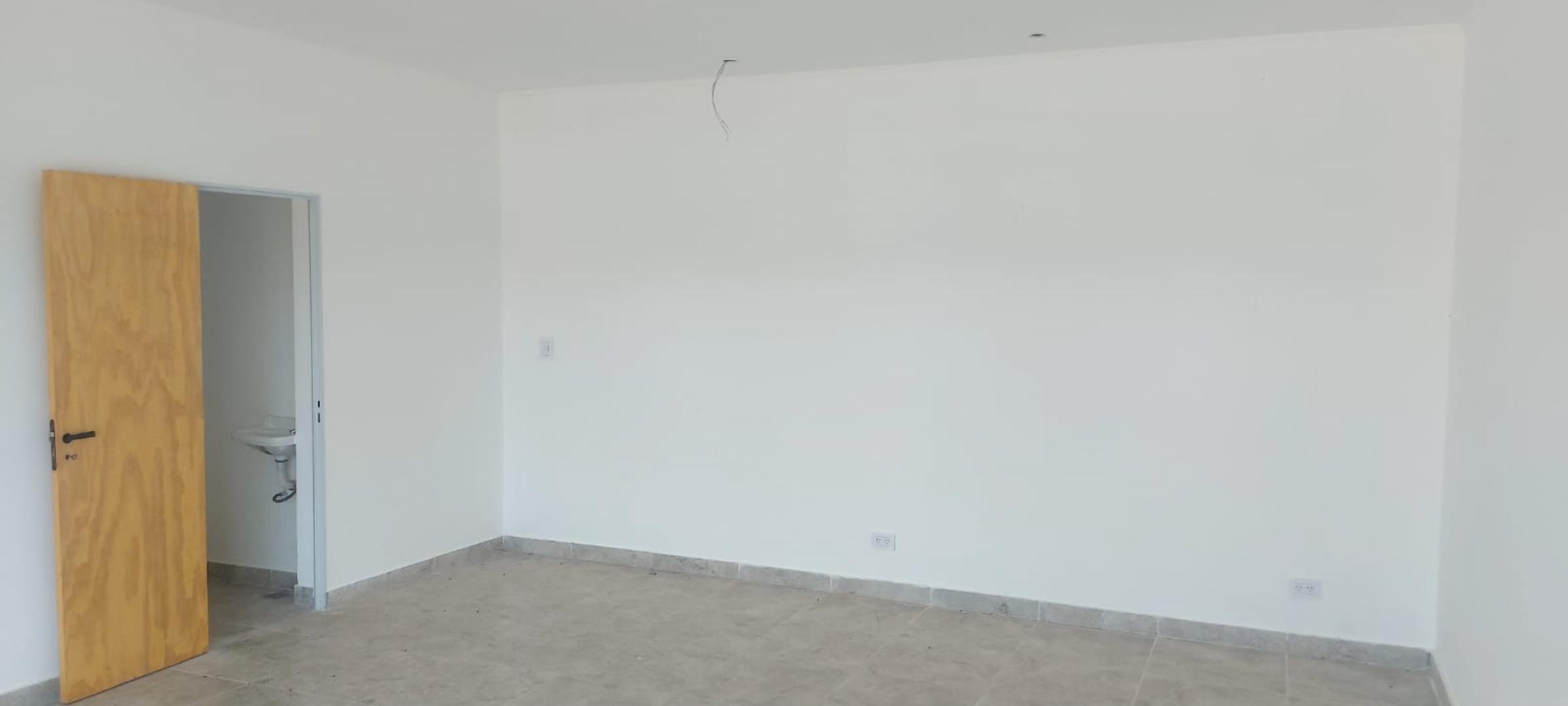 Local en Venta en Tierra De Sueños 3, USD 300.000