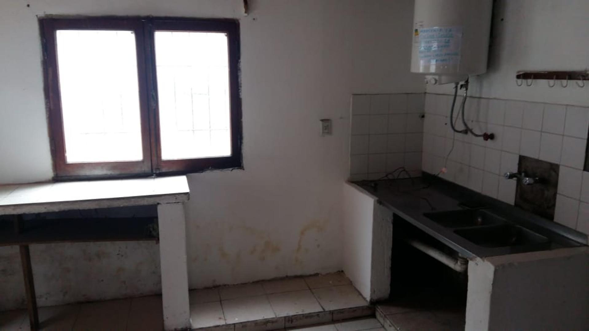 Galpon en Venta en Zona Centro, USD 50.000