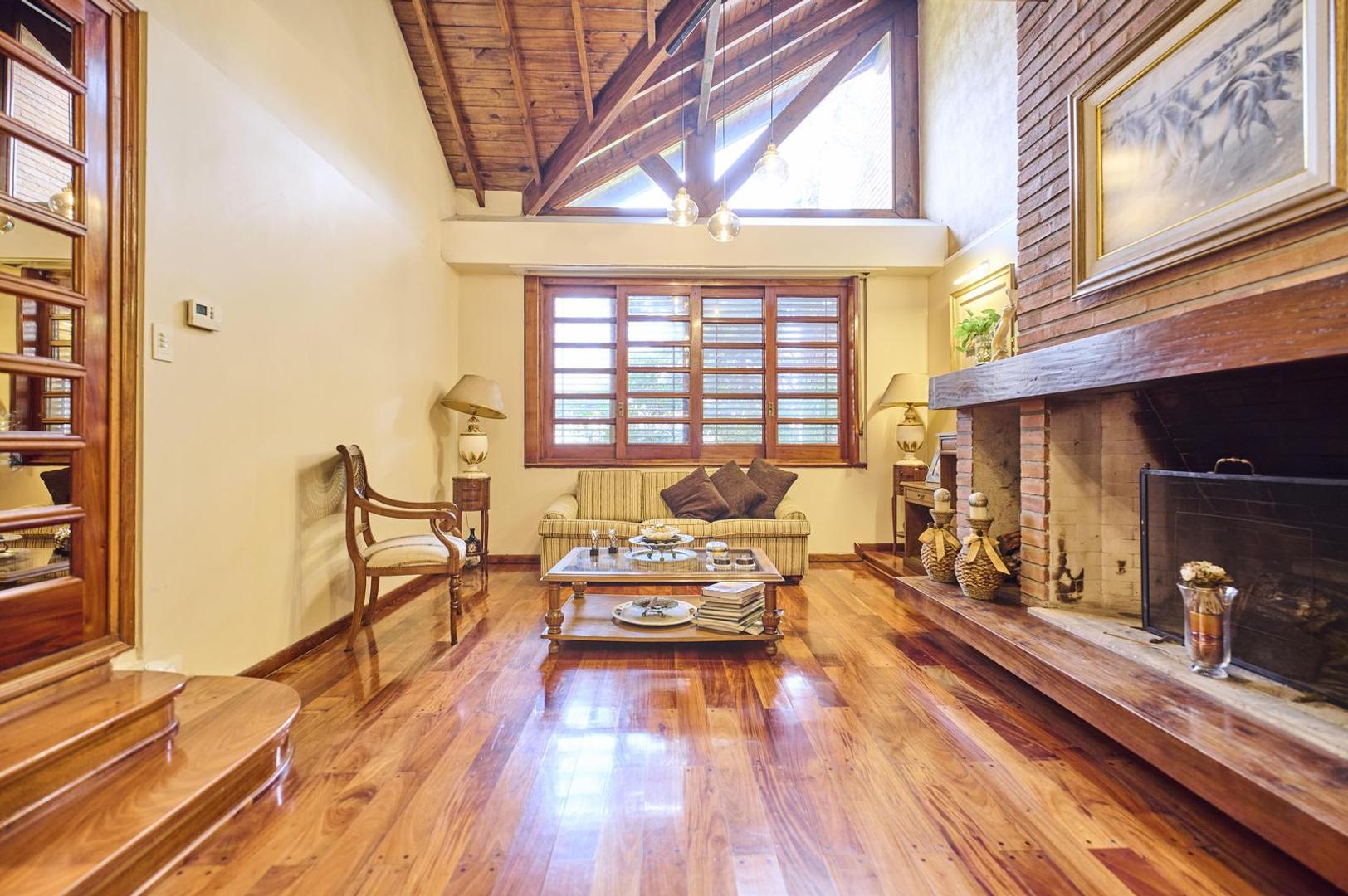 Casa en Venta de 4 dormitorios