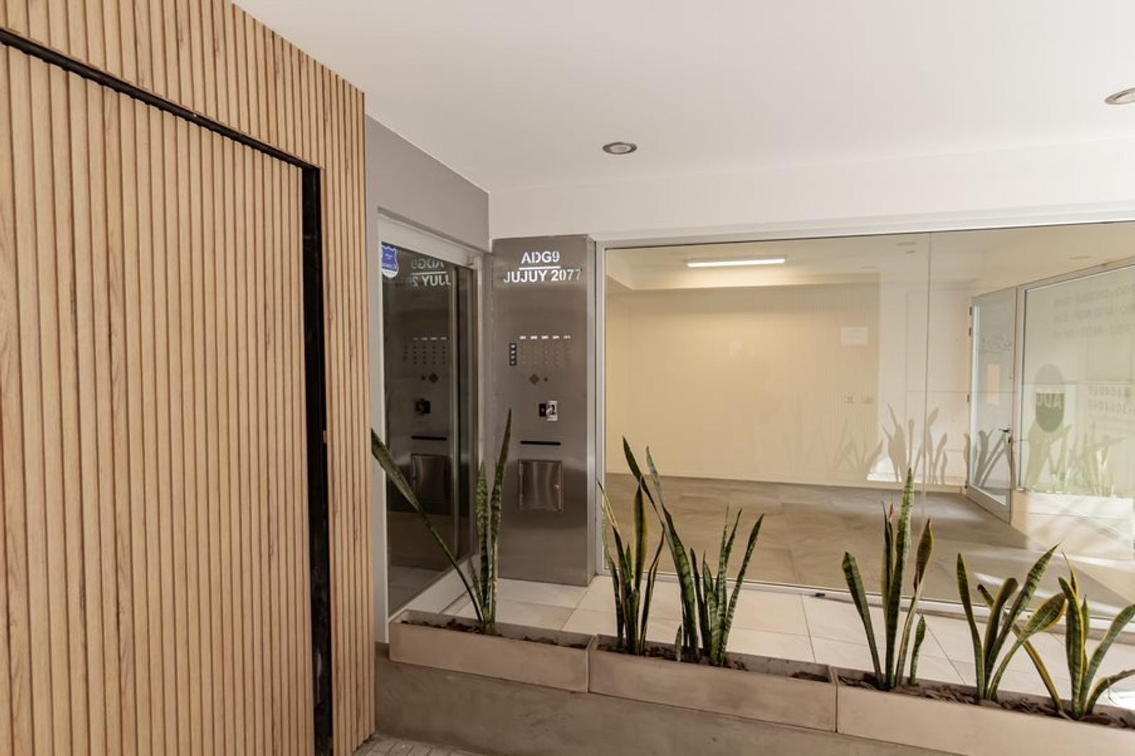 ZONA RIO, INTERNO, 2 DORMITORIOS AMPLIO