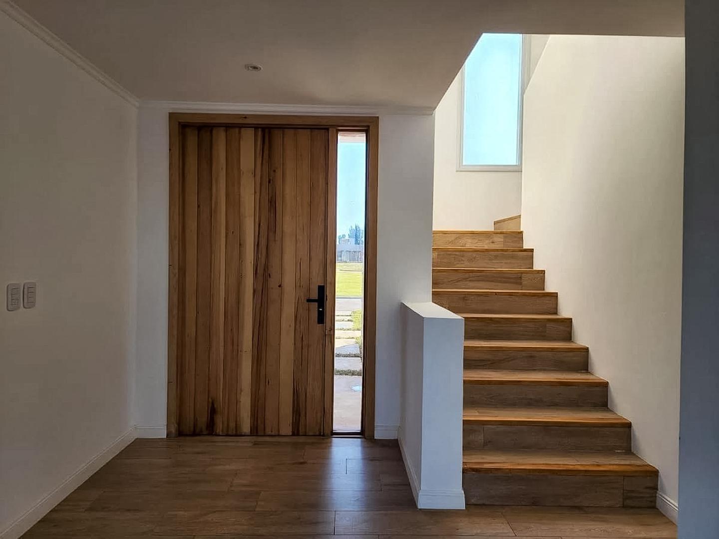 Casa en Alquiler de 3 dormitorios
