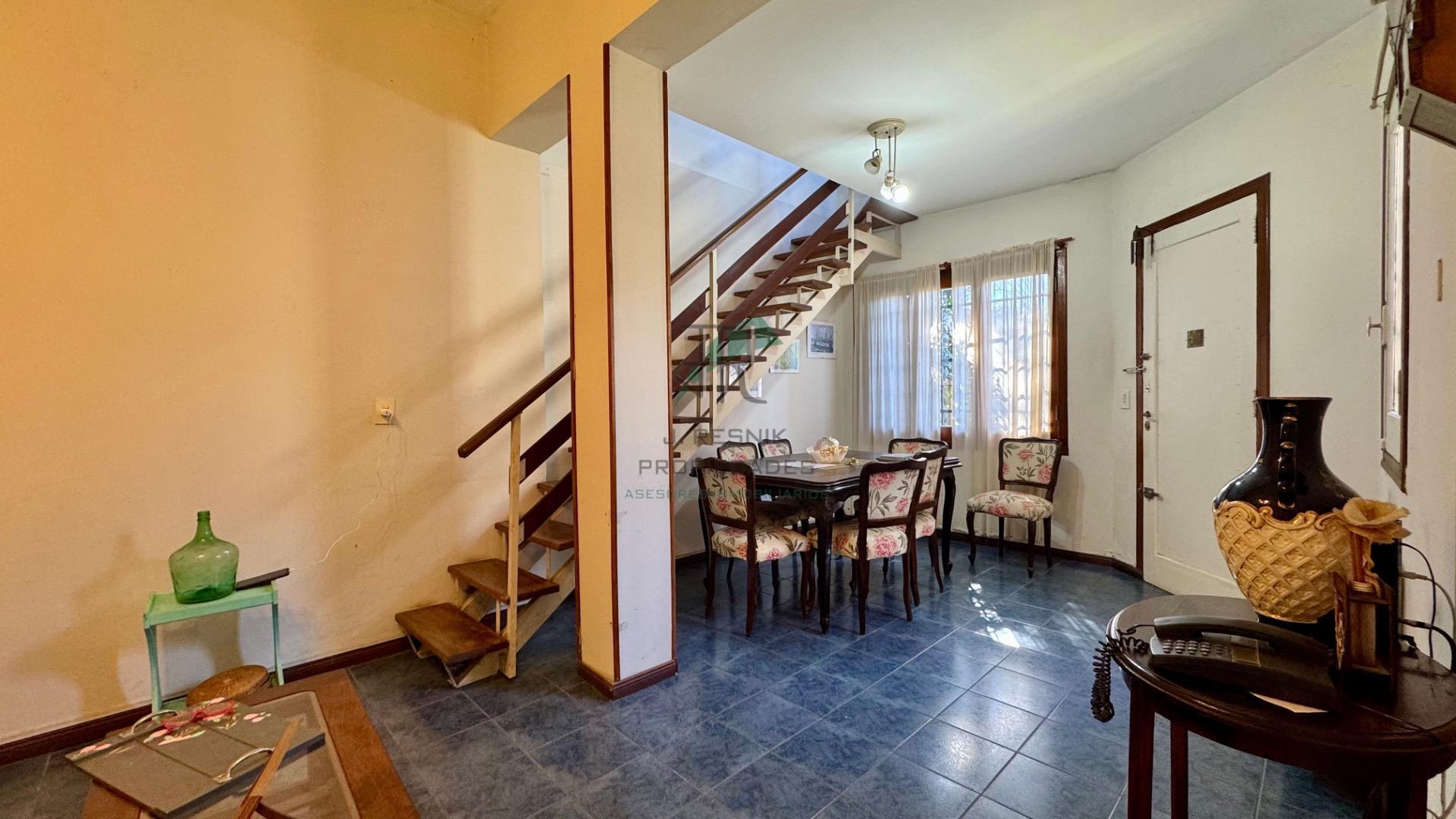 Depto Tipo Casa en Venta de 4 ambientes