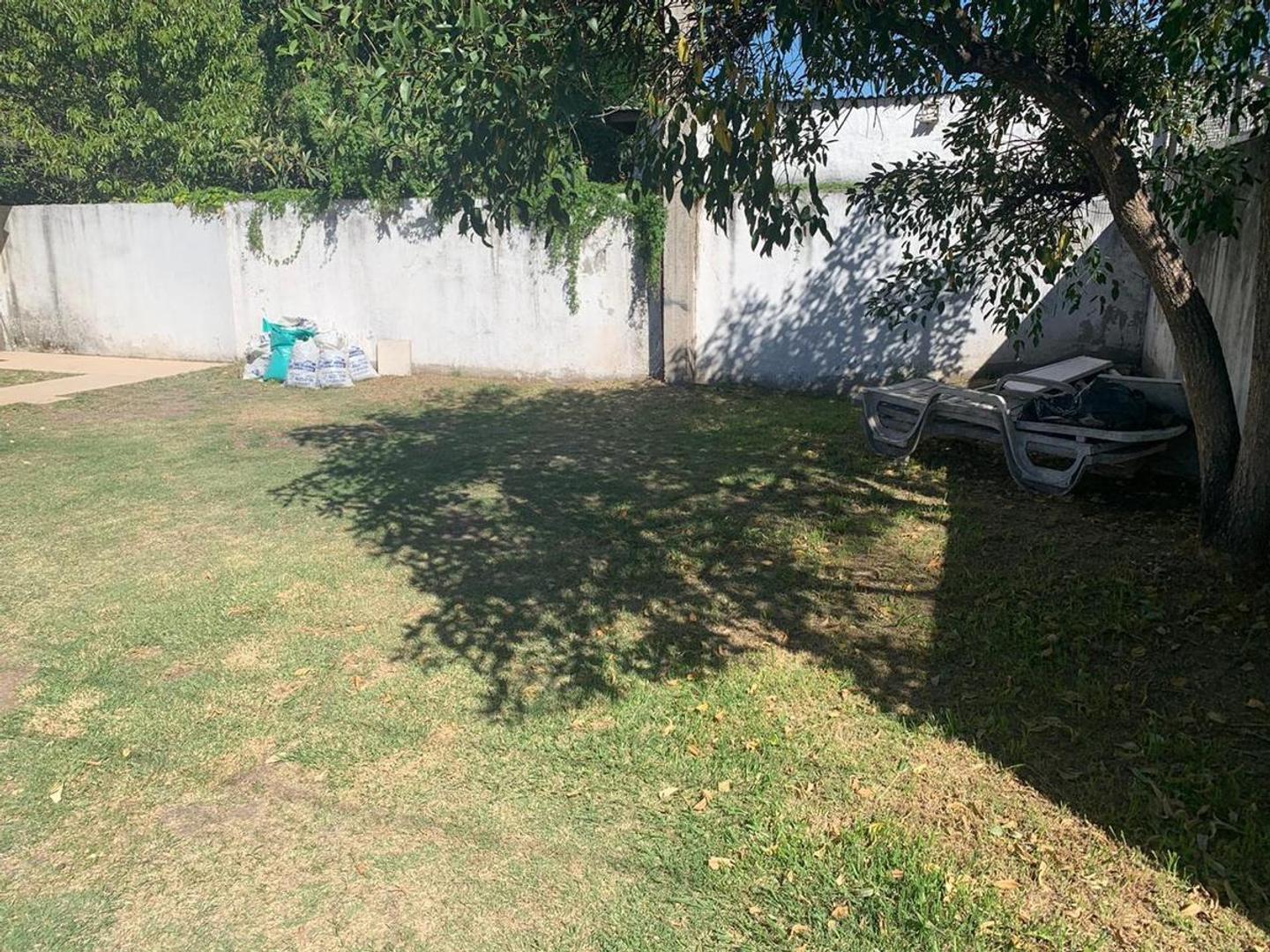 Depto Tipo Casa en Venta en Ituzaingo, USD 110.000