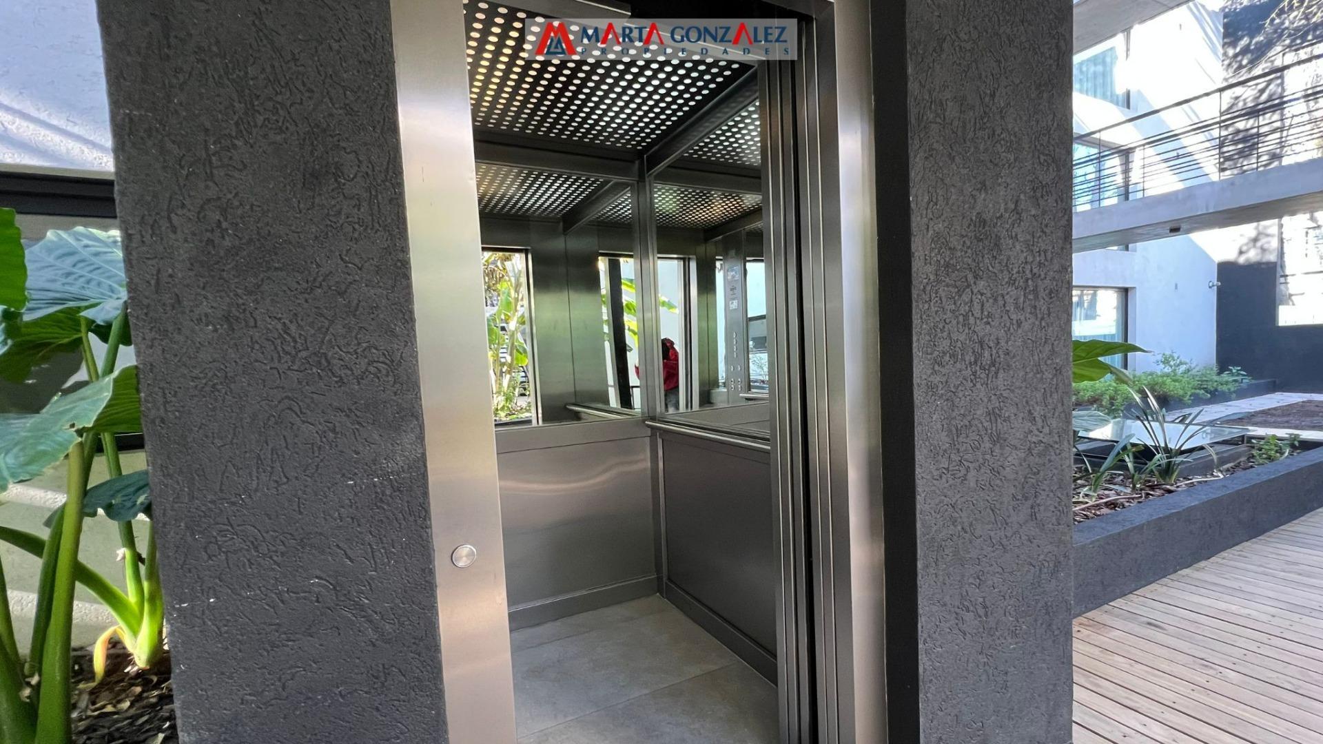 Departamento 3 ambientes con 3 baños