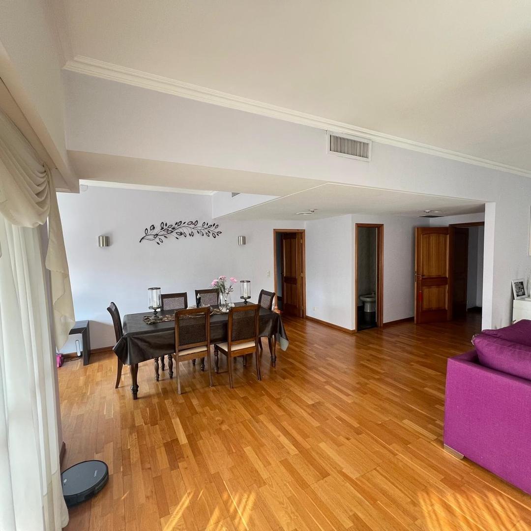 Paraguay 819 , Piso 11