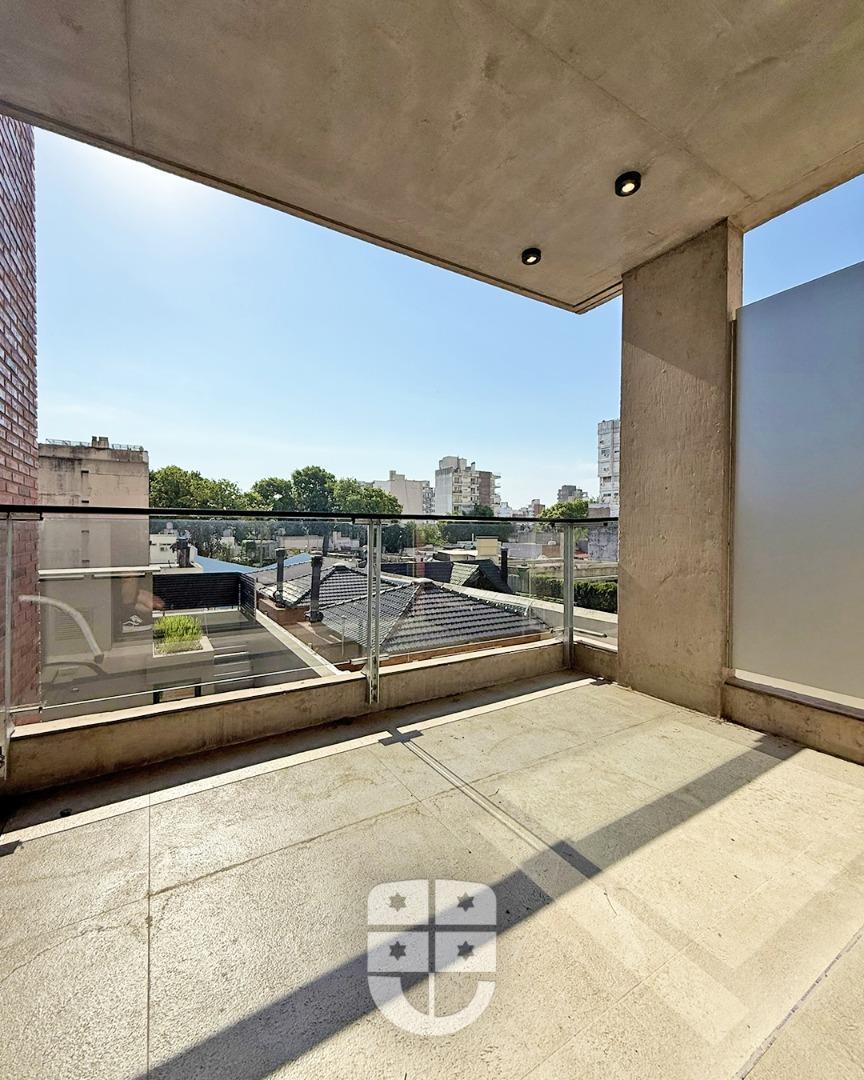 Departamento en Alquiler con 1 cochera