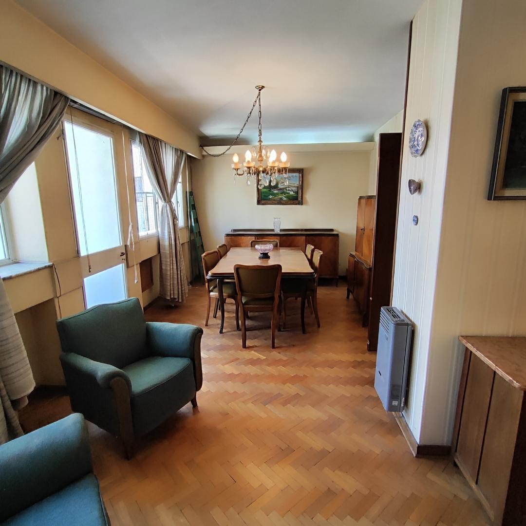 Amplio y luminoso 3 amb contra frente, amplio living comedro