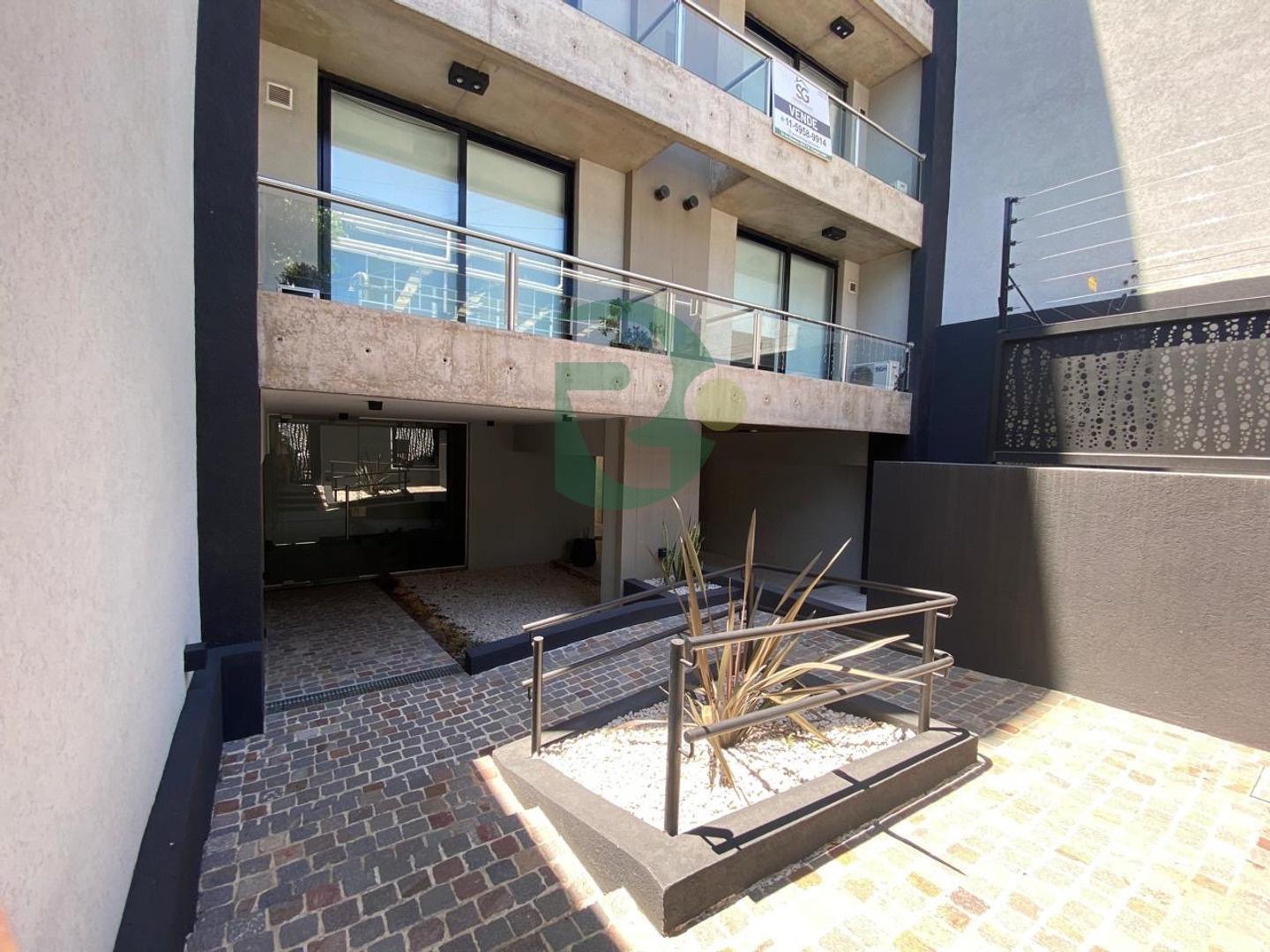 Mercedes 900, Piso 3