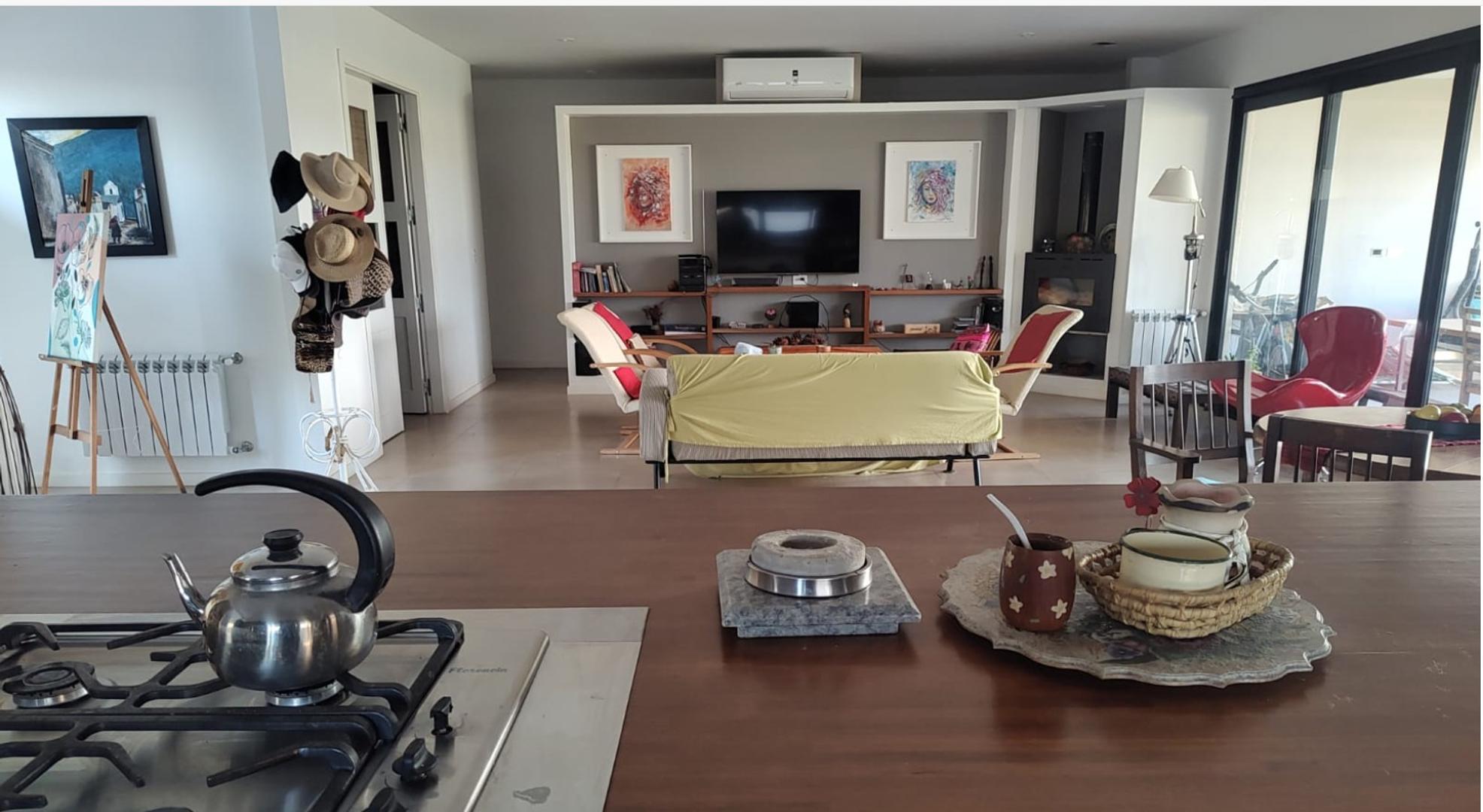 Casa en Alquiler en San Sebastian, USD 1.350