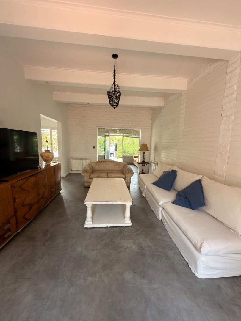 Casa en Alquiler en Playa Grande, USD 1.700
