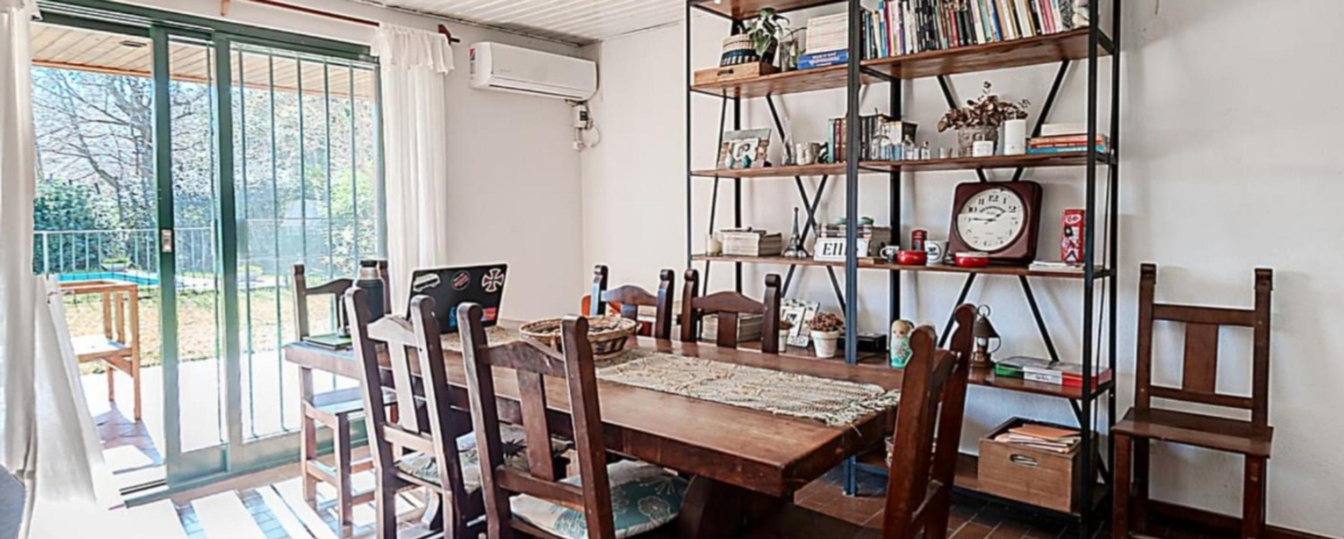 Casa 4 ambientes con 3 baños