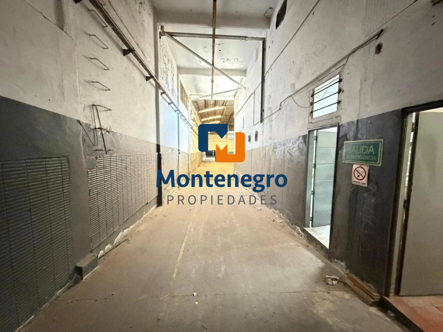 Galpón de 850m² en Loma Hermosa