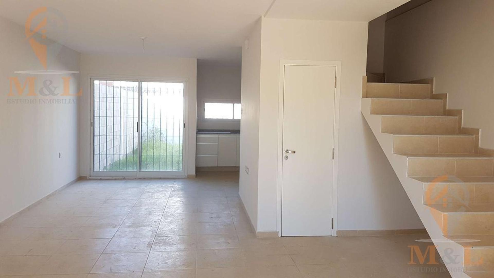 ALQUILER DUPLEX 3 DORM JARDINES DEL VALLE