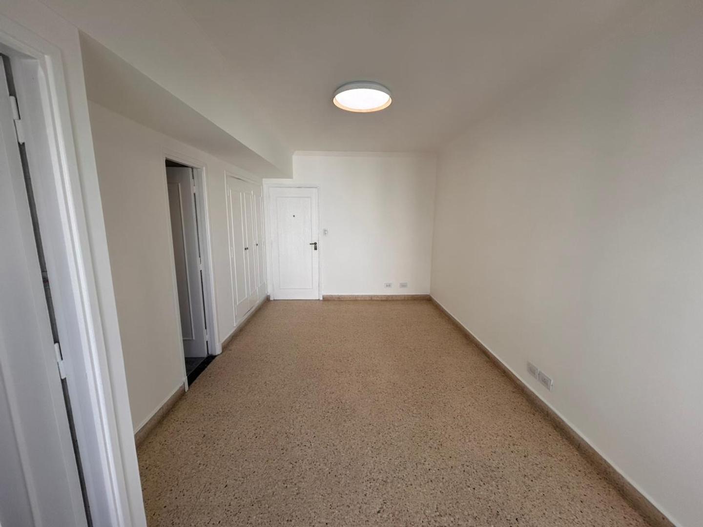 Bolivar 2300, Piso 5