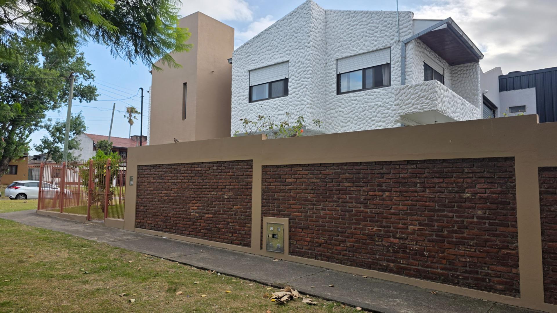 Casa en Venta en Quilmes, USD 128.000