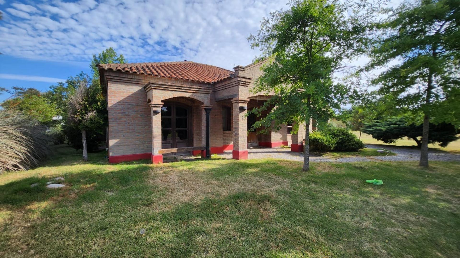 CASA EN VENTA CON ANTICIPO+CUOTAS, UNICA OPORTUNIDAD!