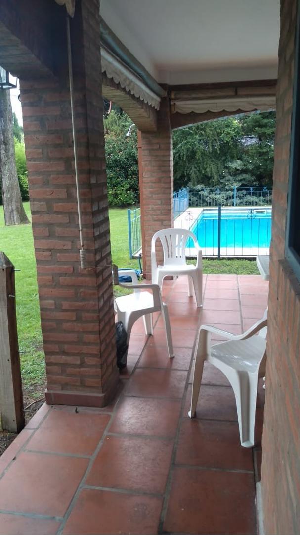 Casa 4 ambientes con 3 baños