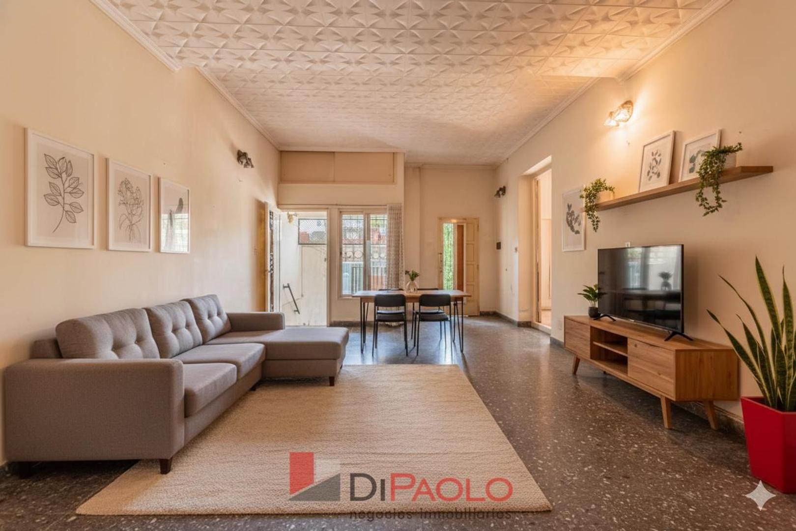 Venta Casa 4 ambientes con cochera en Villa Ballester