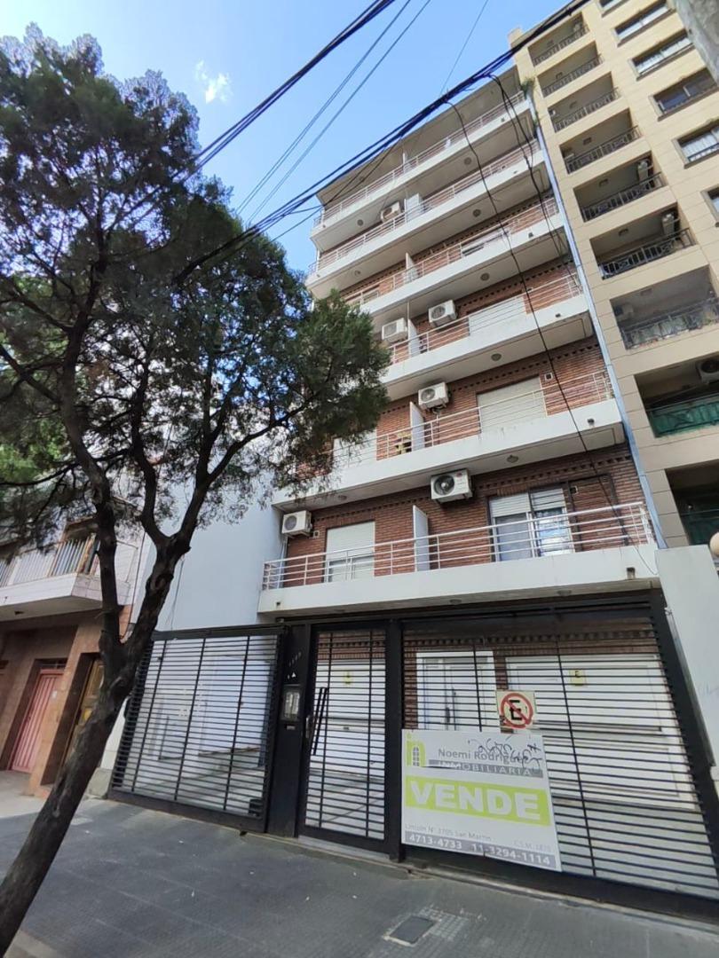 Hermoso y amplio departamento céntrico