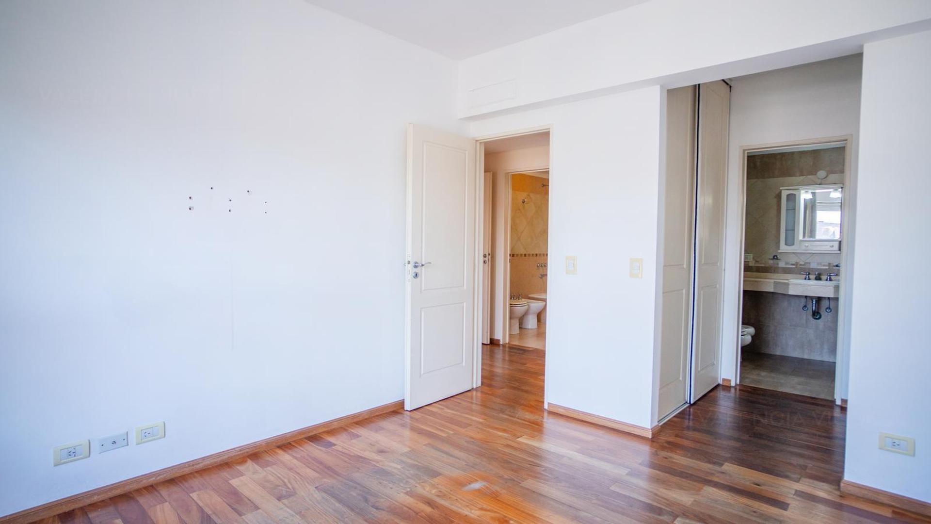 Departamento en Venta en Ramos Mejia, USD 285.000