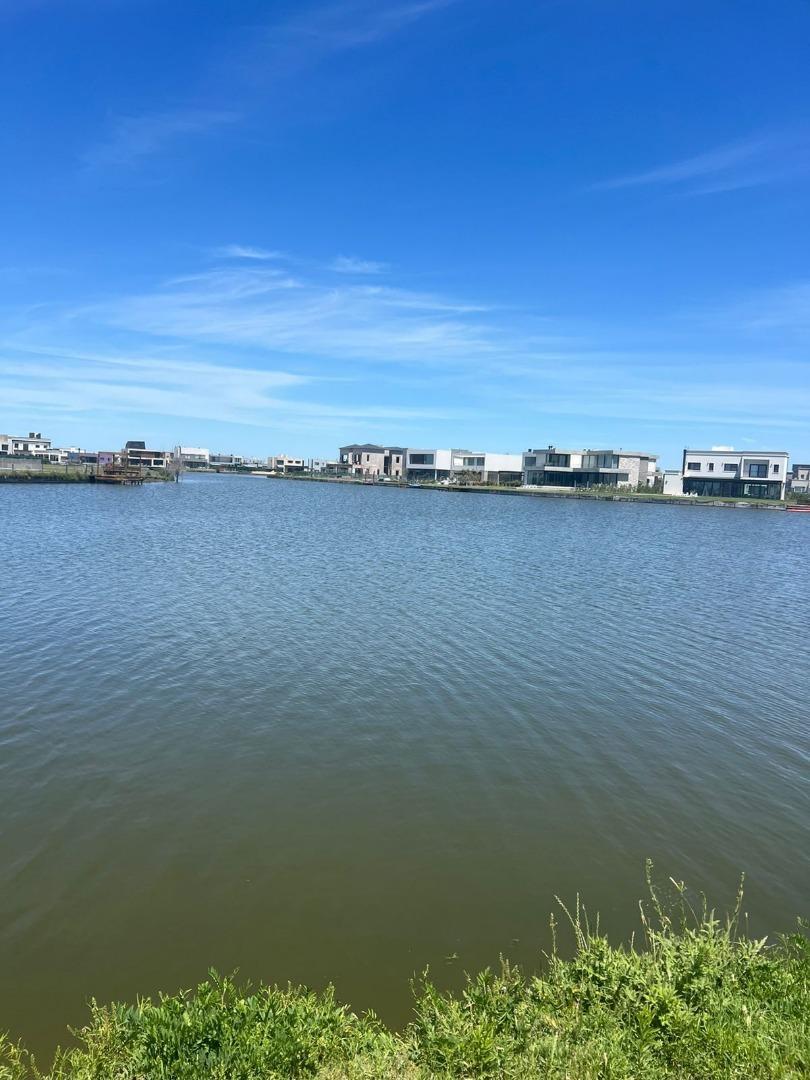 Terreno en Venta de 861,0 m2