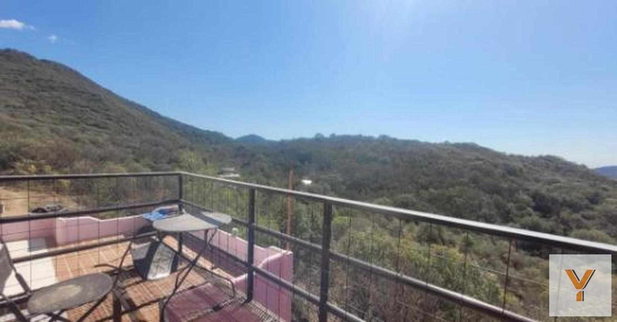 Casa 4 ambientes con 5 baños
