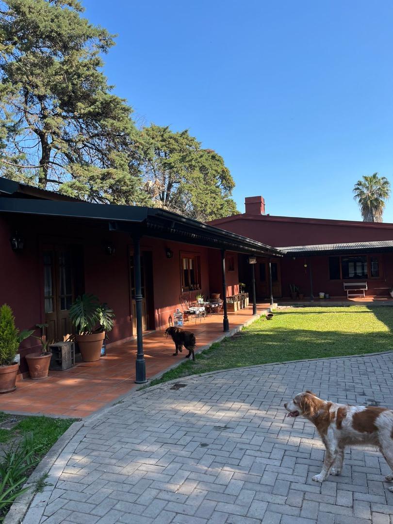 CASA EN VENTA PARQUE LELOIR