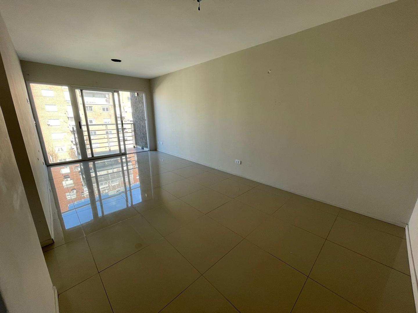 Sarmiento 1039 , Piso 4