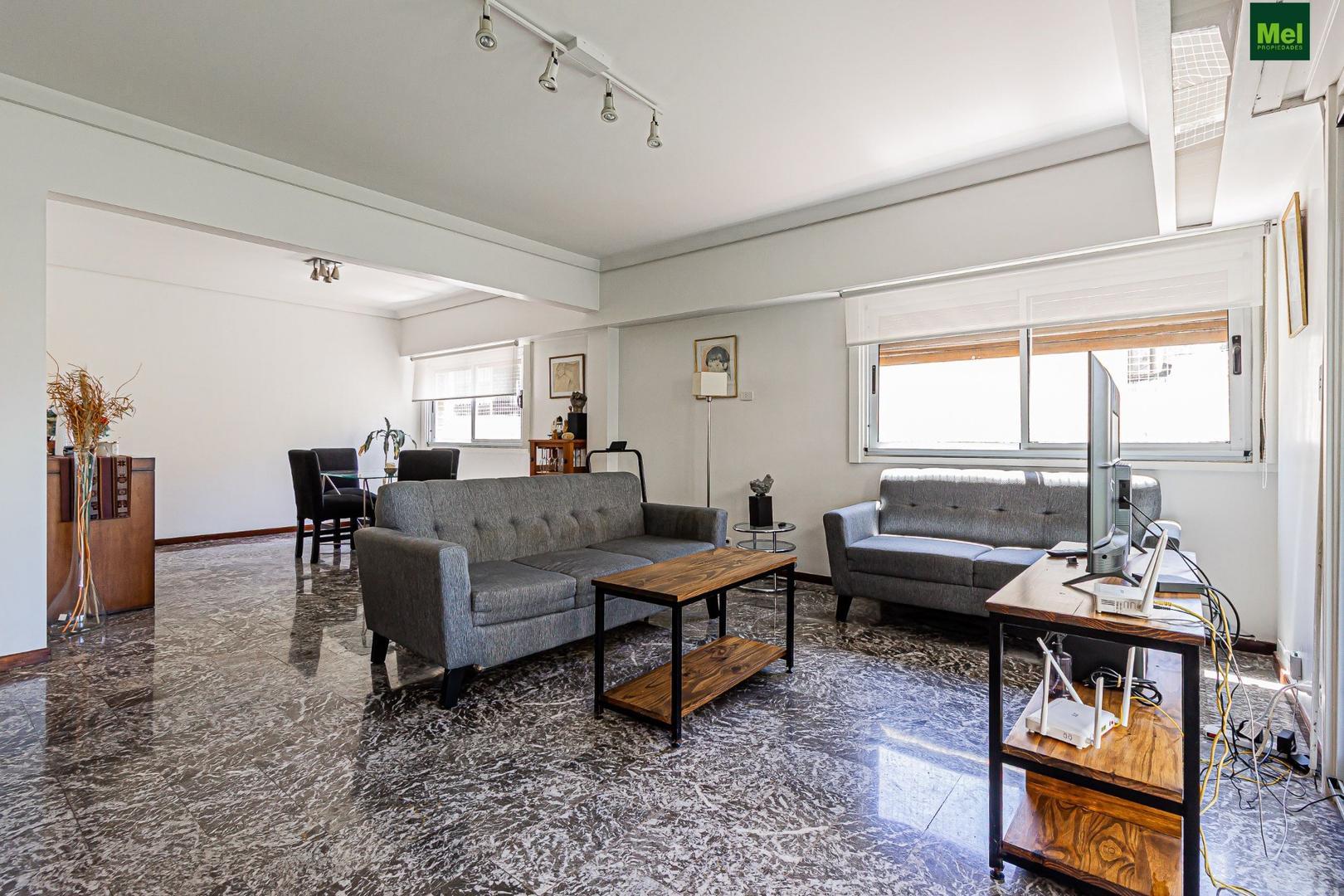 Teodoro Garcia 1900, Piso 9