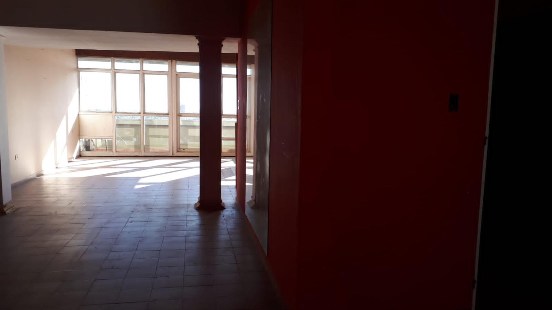 Oficina Monoambiente con 3 baños