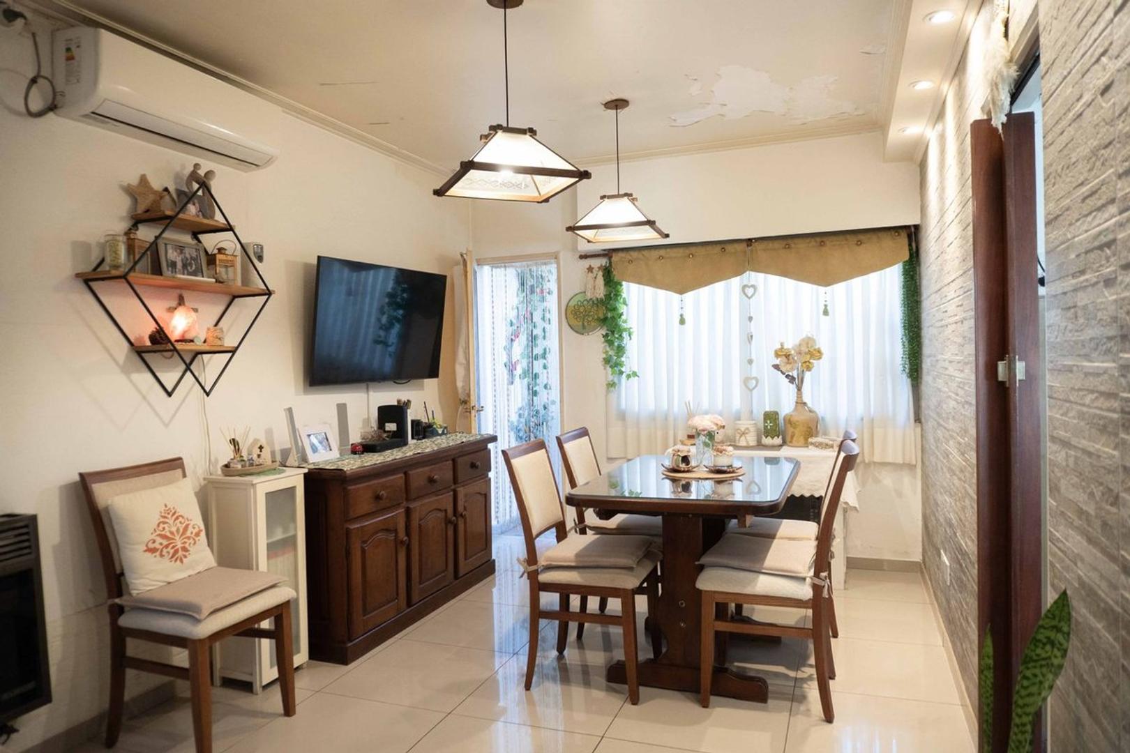 Depto Tipo Casa 3 ambientes con 1 baño