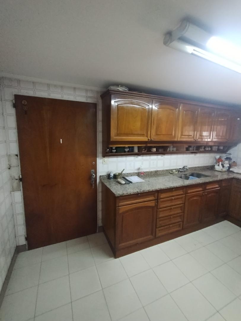 Departamento 4 ambientes con 3 baños