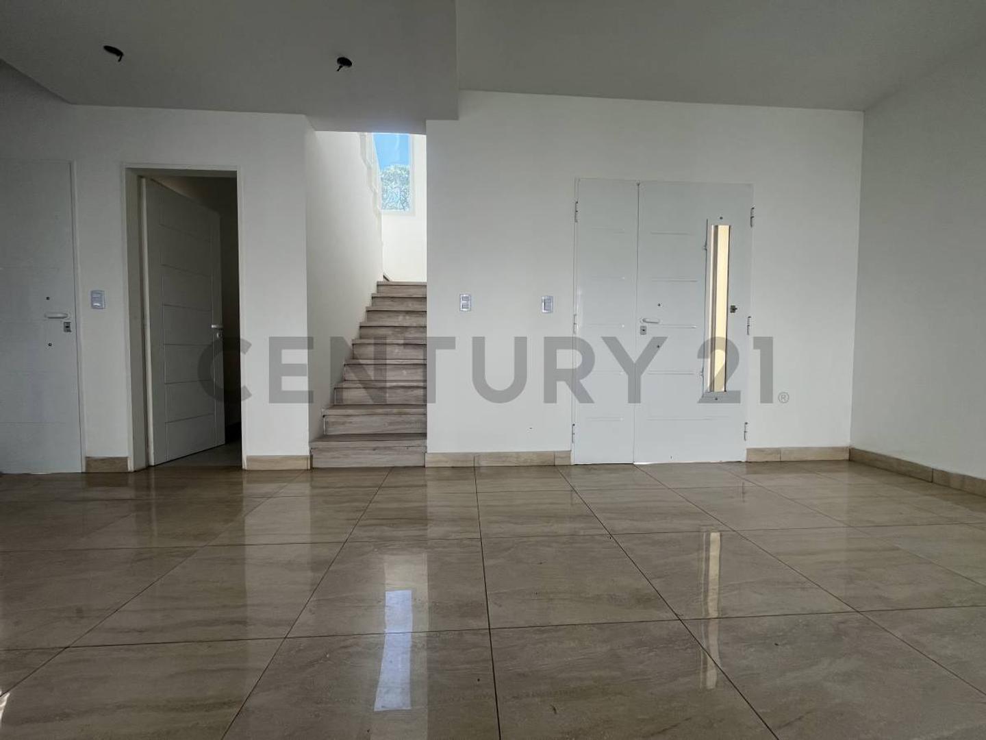 VENTA - DUPLEX  - SAN MIGUEL A ESTRENAR